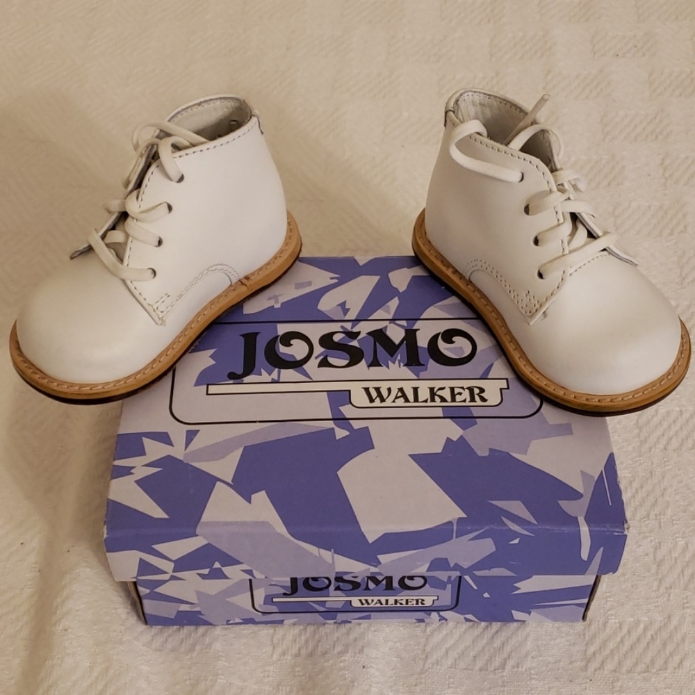 Josmo Walker Shoes